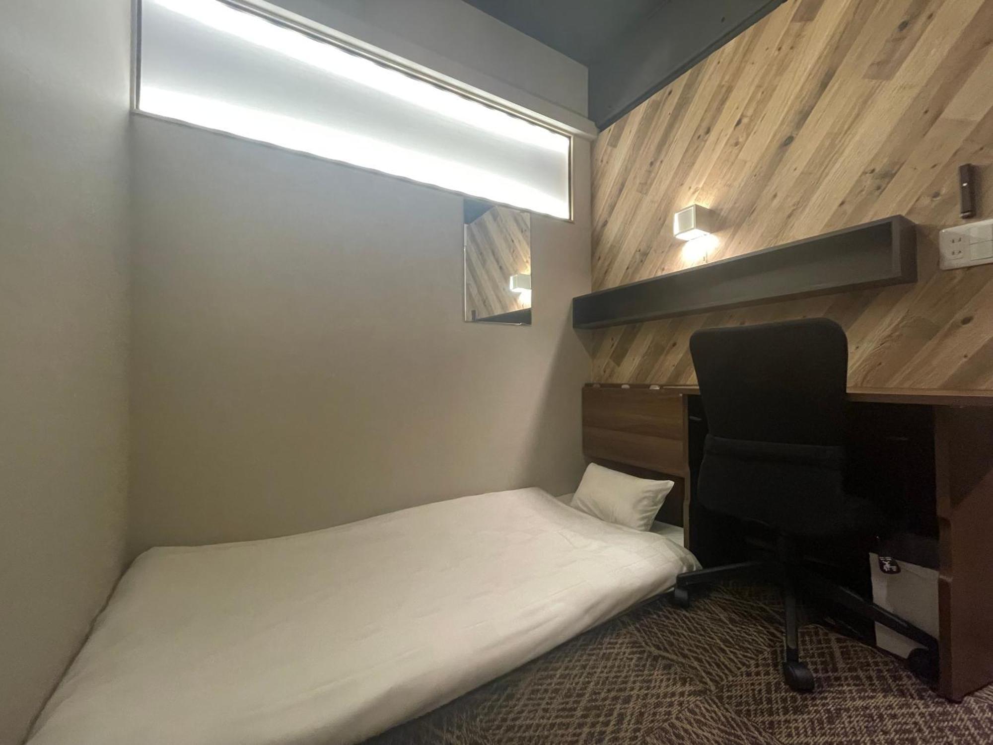 Capsule Hotel Continue Nijojokita Kyoto Luaran gambar