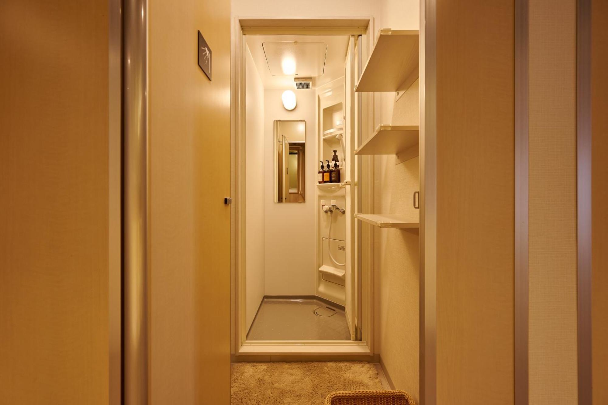 Capsule Hotel Continue Nijojokita Kyoto Luaran gambar