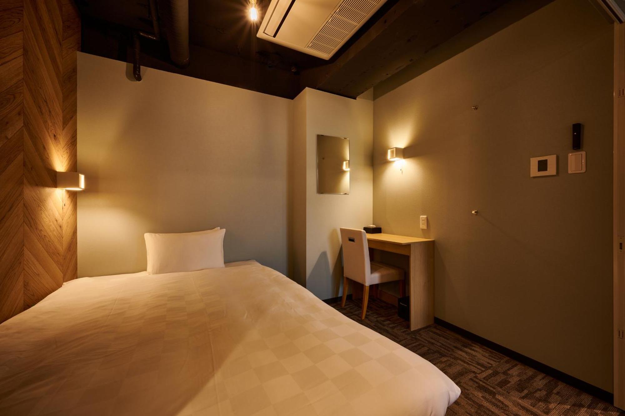 Capsule Hotel Continue Nijojokita Kyoto Luaran gambar
